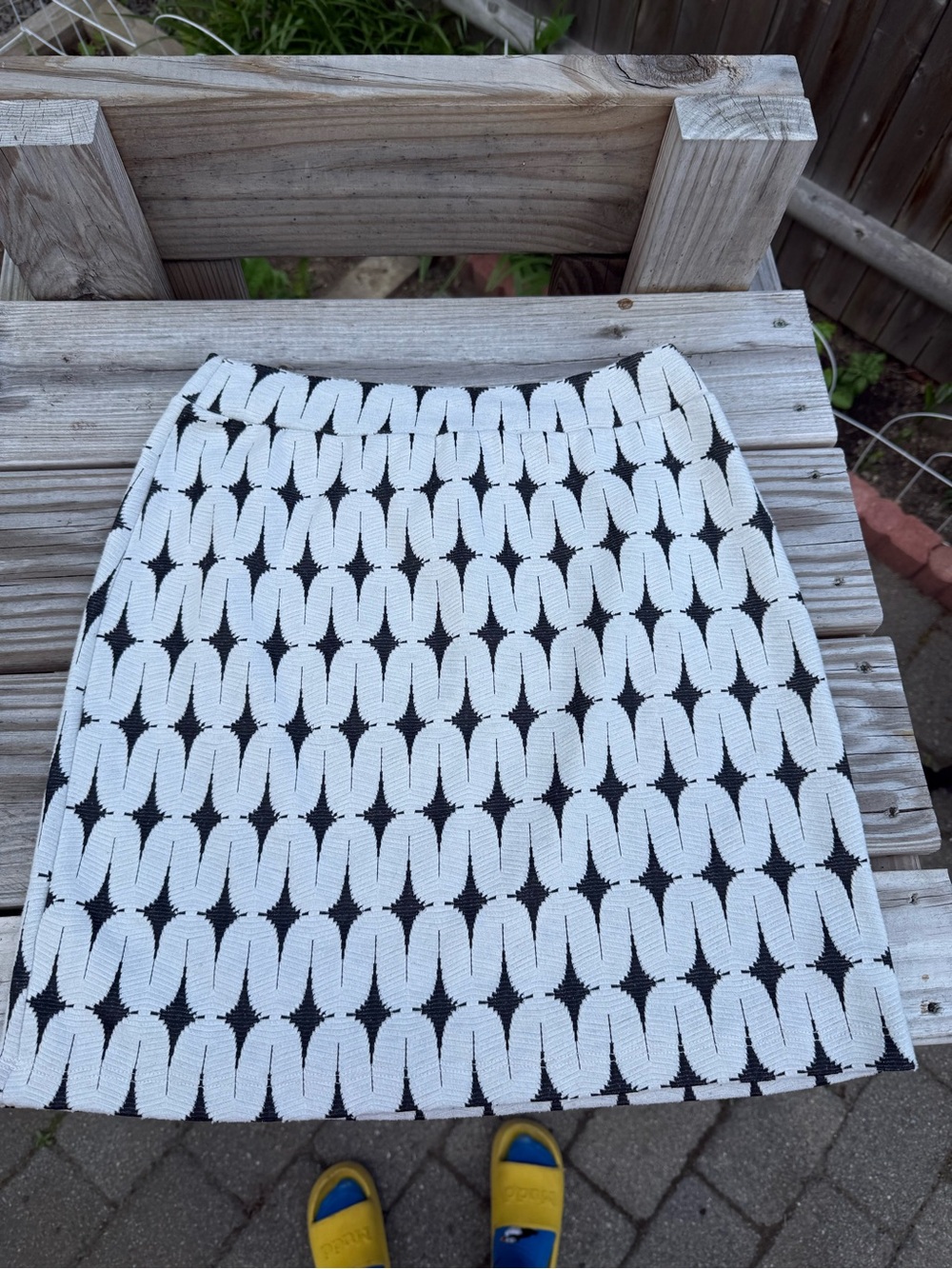 Renee C. Black and White Geometric A-Line Knit Skirt